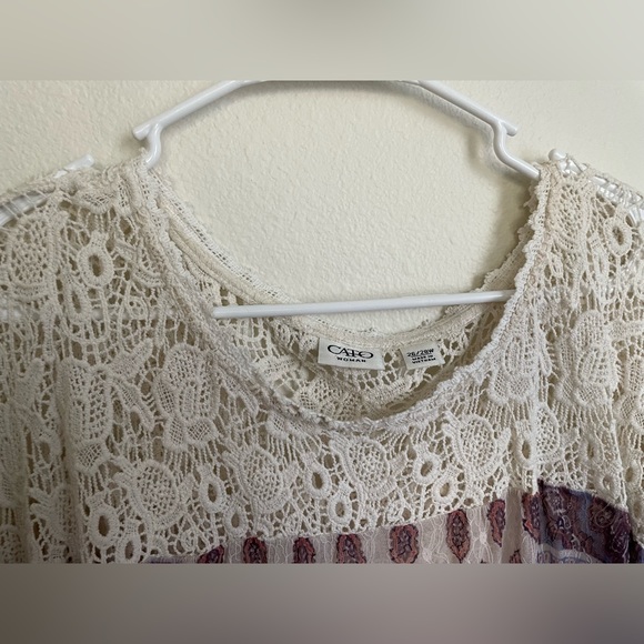 CATO Top - Picture 2 of 10